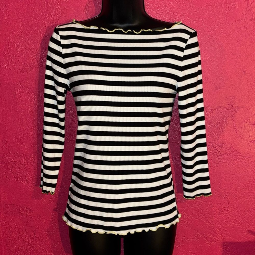Ann Taylor black and white nautical preppy striped ribbed tshirt. Sz XS.